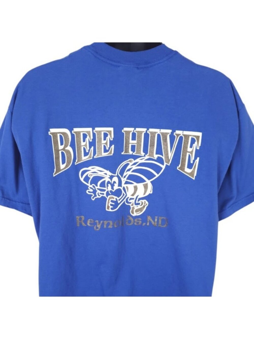 Vintage Beehive Of Reynolds T Shirt Mens Size XL Blue 90s North Dakota Bar